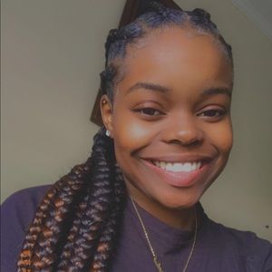 Meet your Posher, Diondra